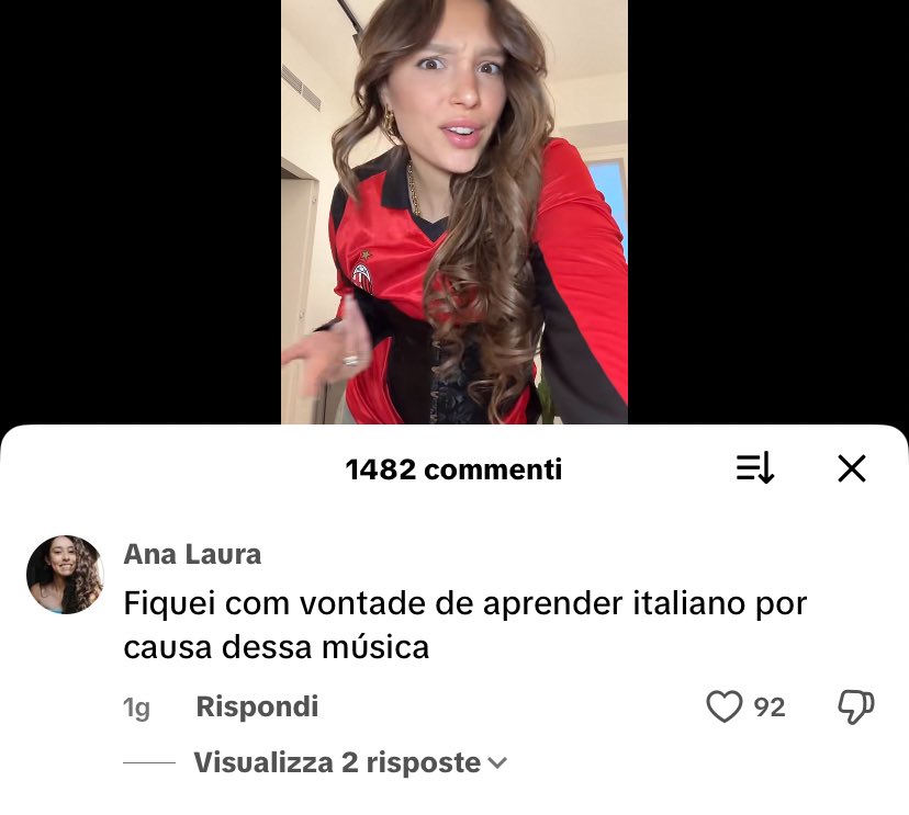 latttriplete's tweet photo. sotto i commenti di sarah su tiktok trovi letteralmente persone da ogni parte del mondo lei è davvero la nostra popstar internazionale https://t.co/vHlIF5j7BX