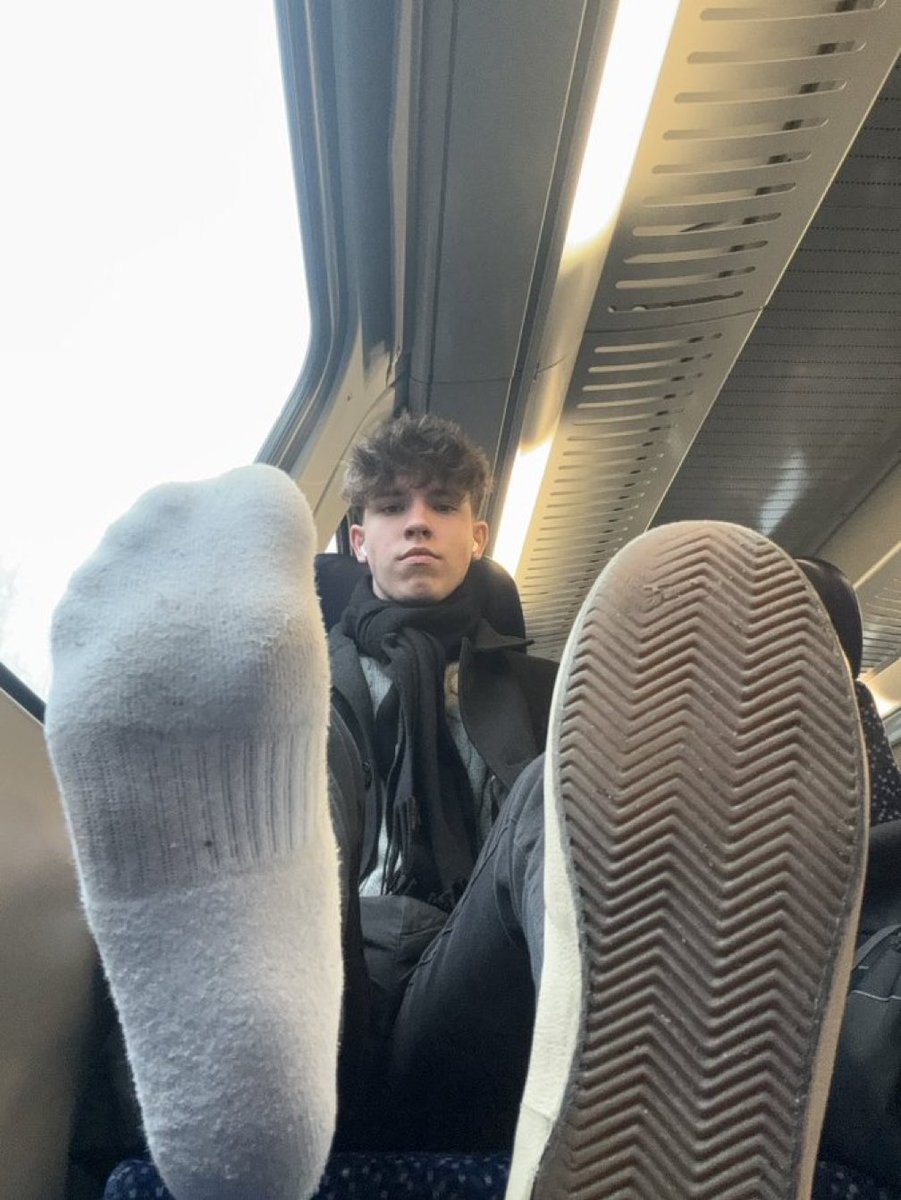 Manuxleo_'s tweet photo. Your view as my slut! https://t.co/jiN72UuRFG
