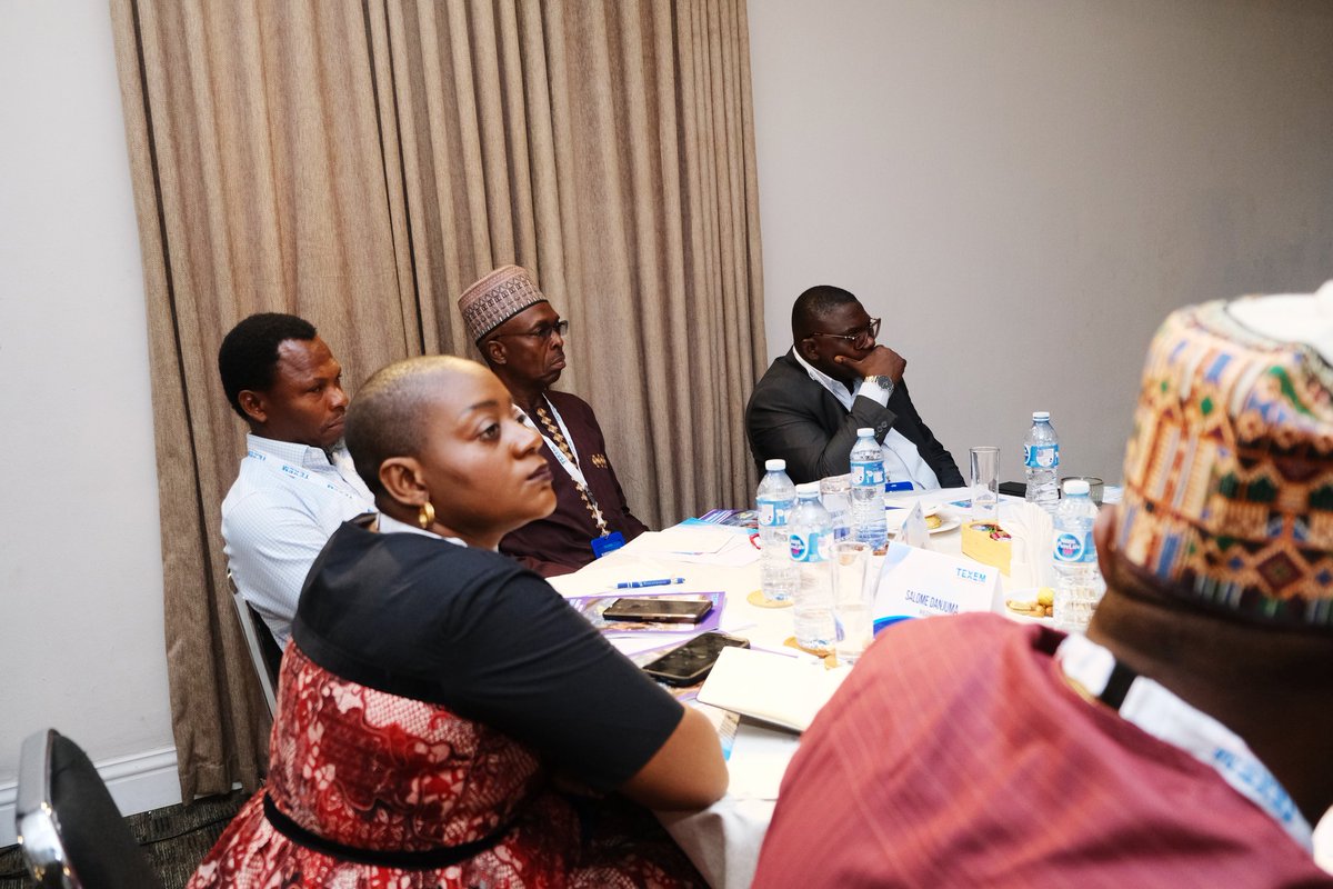 Texem_UK's tweet image. From AI hype to real value.
Participants and faculty exploring data quality, governance, and human judgment at The Wheatbaker.
#TEXEM #BeyondtheAlgorithm #AILeadership