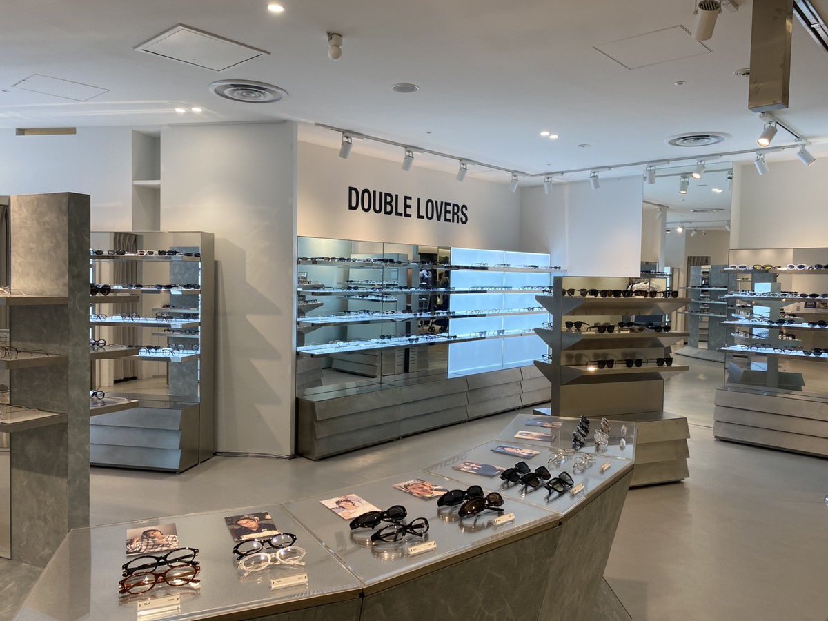DOUBLE LOVERSのサングラス⭑⸝⸝色んな形が沢山揃ってるから欲しいメガネは必ず出会えるはず♡そしてお手頃価格です(｡- .•)b 5/26までルミネエスト新宿B1FでPOPUP中🐈🍀#DOUBLELOVERS #ダブルラバーズ PR