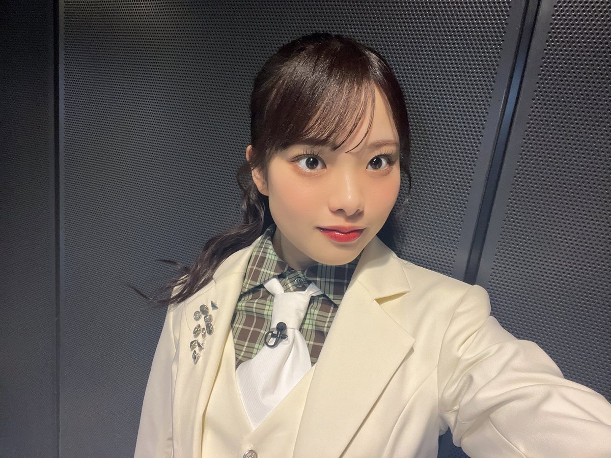 sakurazaka46's tweet photo. 遠藤光莉がブログを更新しました！🌸｜ #392. ツツジのお花💐 https://t.co/AVXEnoy7Ll ぜひご覧ください！ #櫻坂46 #遠藤光莉 https://t.co/e0gnY4YGmw