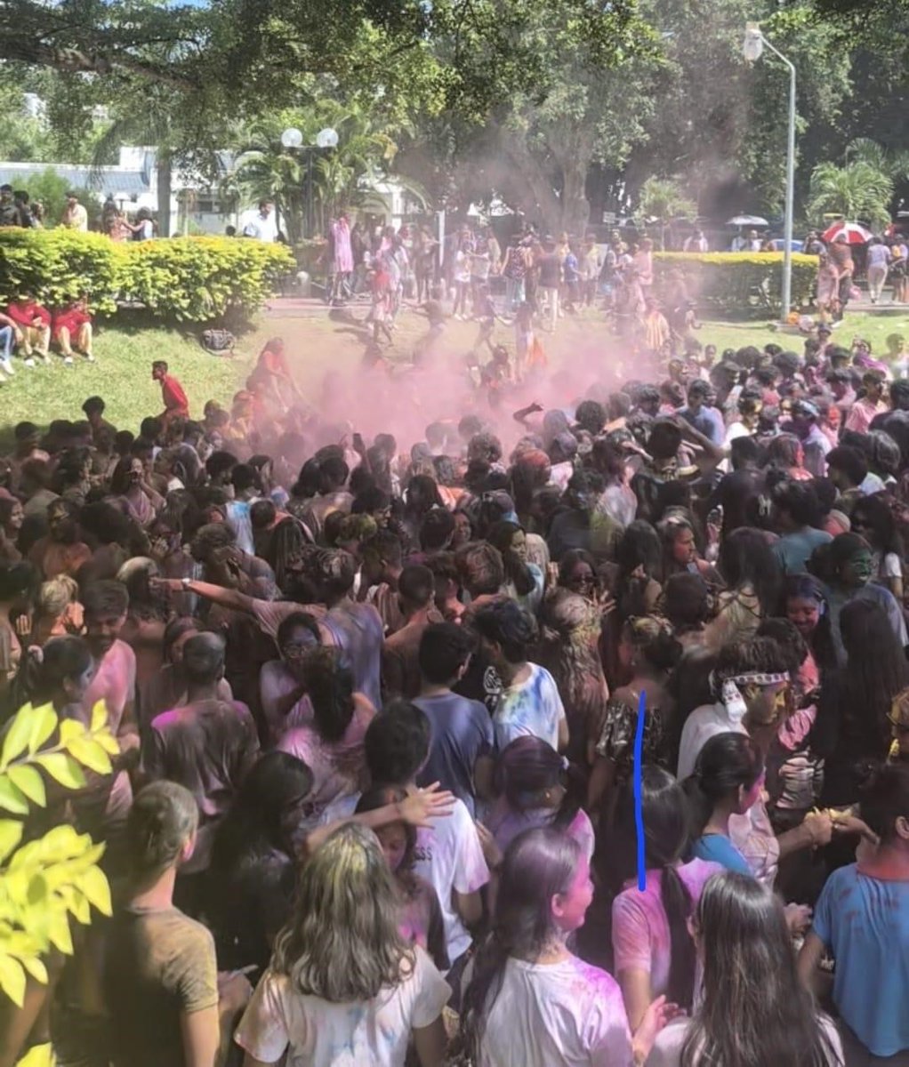 UniOfMauritius's tweet image. UoM celebrated Holi 2026 at the Crater, bringing students together through music, dance and colour.
A vibrant festival of unity, joy and cultural harmony on campus!
#UoM #Holi