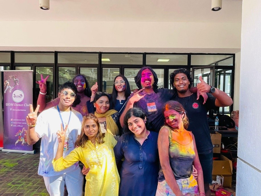 UniOfMauritius's tweet image. UoM celebrated Holi 2026 at the Crater, bringing students together through music, dance and colour.
A vibrant festival of unity, joy and cultural harmony on campus!
#UoM #Holi