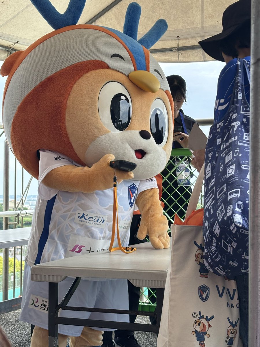 だいふく tweet media