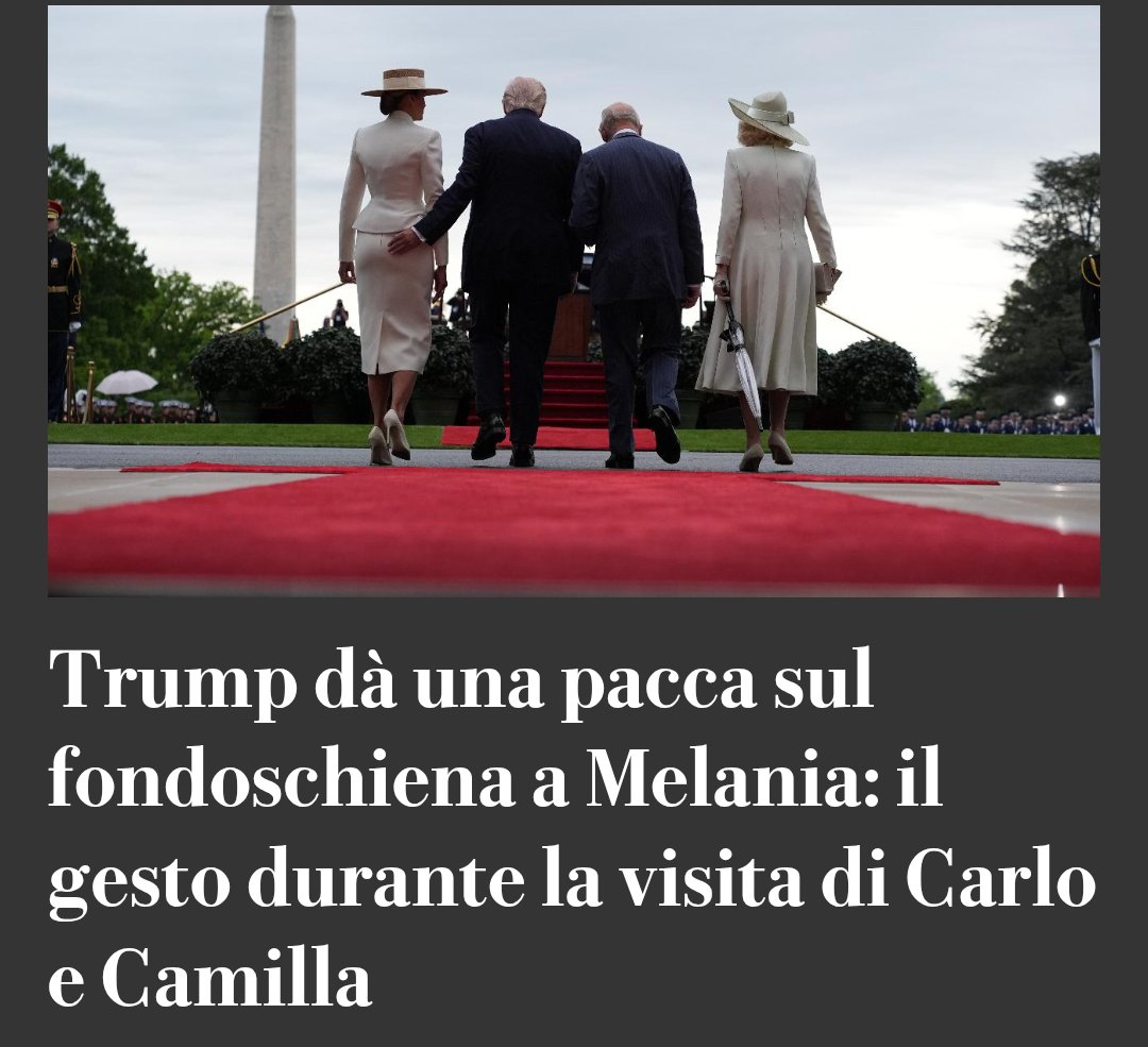 Zio_Dino's tweet image. La mano morta ufficiale americana.
#Trump
#Carlo 
#Melania