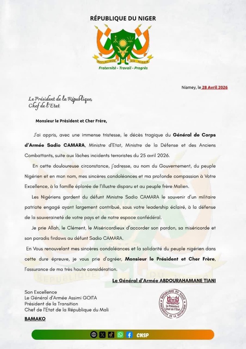 AESinfos's tweet image. #AESinfo | #Niger 🇳🇪 🇲🇱 #Mali 
Disparition tragique du Général de Corps Armée, Sadio Camara : Le président de la République du Niger, Chef de l’Etat, SEM Abdourahamane Tiani, Général d’Armée, a adressé ses propres condoléances et compassion ainsi que celles du peuple nigérien au