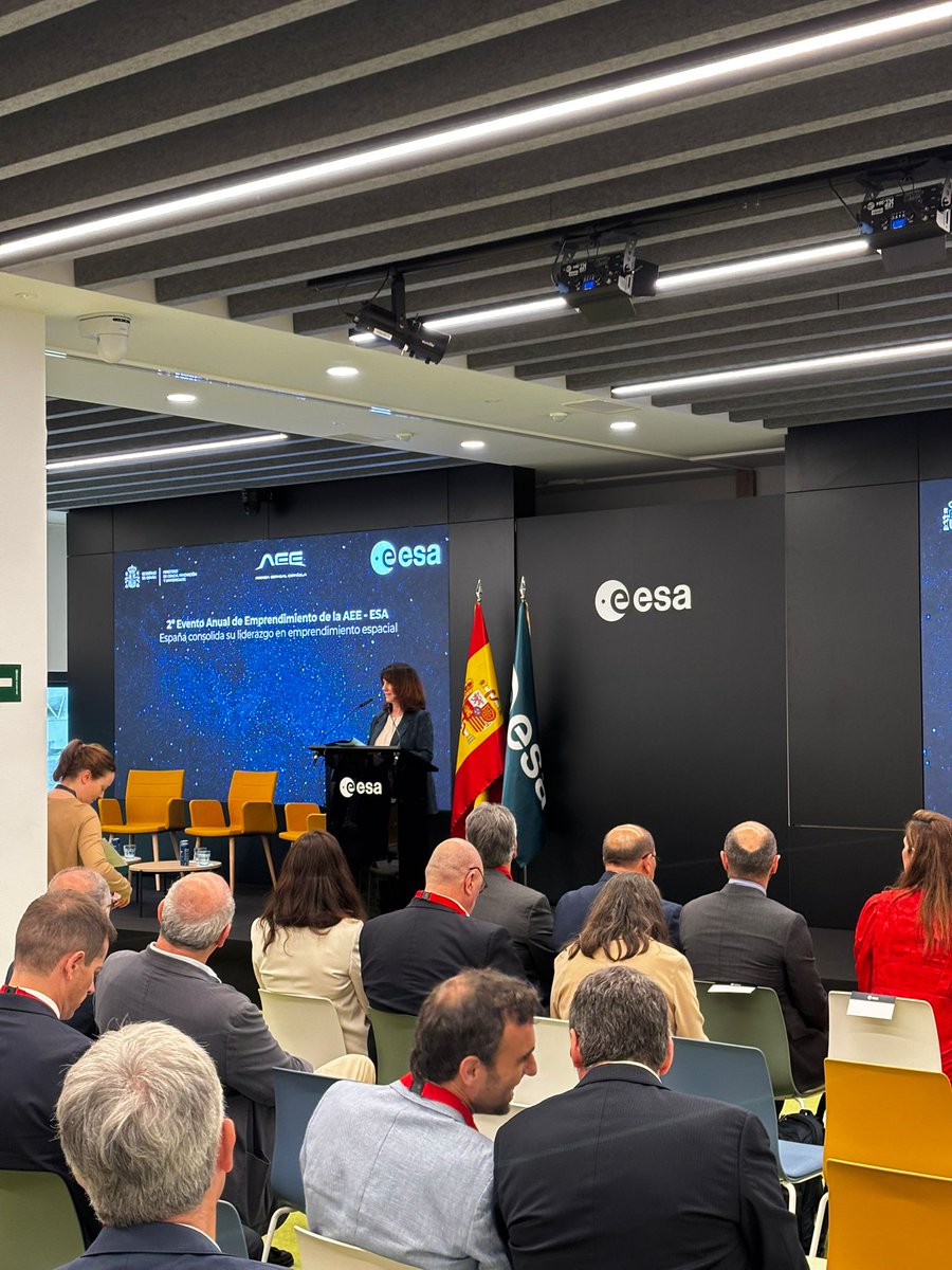 ESA España tweet media