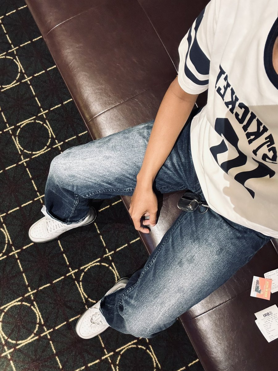 oreoregal tweet media