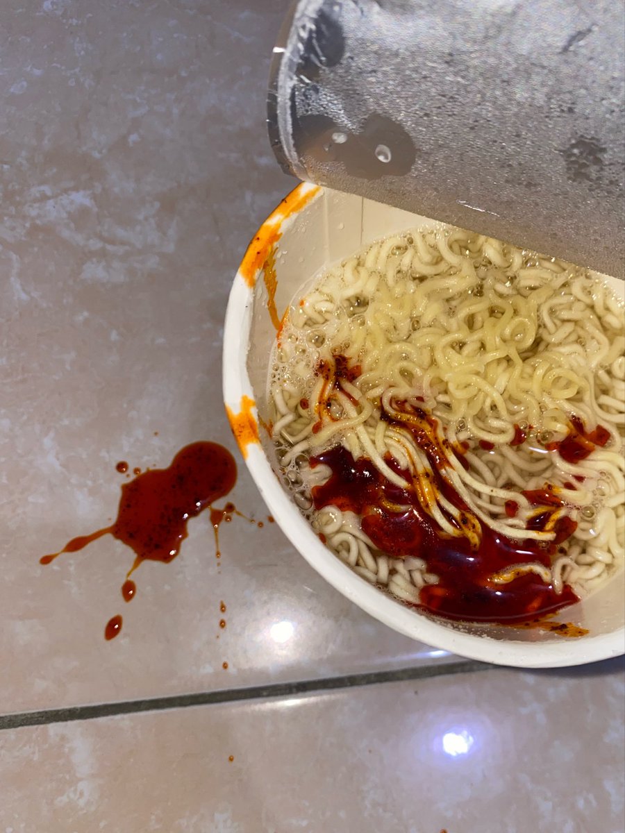 ᧔ෆ᧓ tweet media