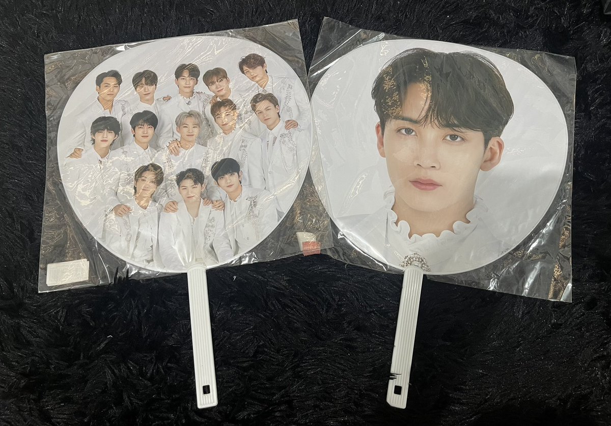 watermeloncart_'s tweet photo. wts lfb ph

•Seventeen papel set - ₱285

seventeen 2020 Dome Tour uchiwa

•Jeonghan - ₱385
•OT13/group- ₱300 (sold🍒)
•Set - ₱600

•Dino henggarae signed album ₱1,000 (mwave)

mod: flash/jnt
mop: gcash

- dm me if interested !

t. wts lfb svt seventeen pc ph onhand https://t.co/AFqbBrW6kY