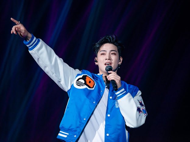 jaym_mjay94's tweet image. 📼 : B.T.W (feat. Jay Park) - Prod. Cha Cha Malone
🎙️ : @defjaybkr #JAYB #Def. #LimJaeBeom  
📻 : open.spotify.com/track/4f3wldin…