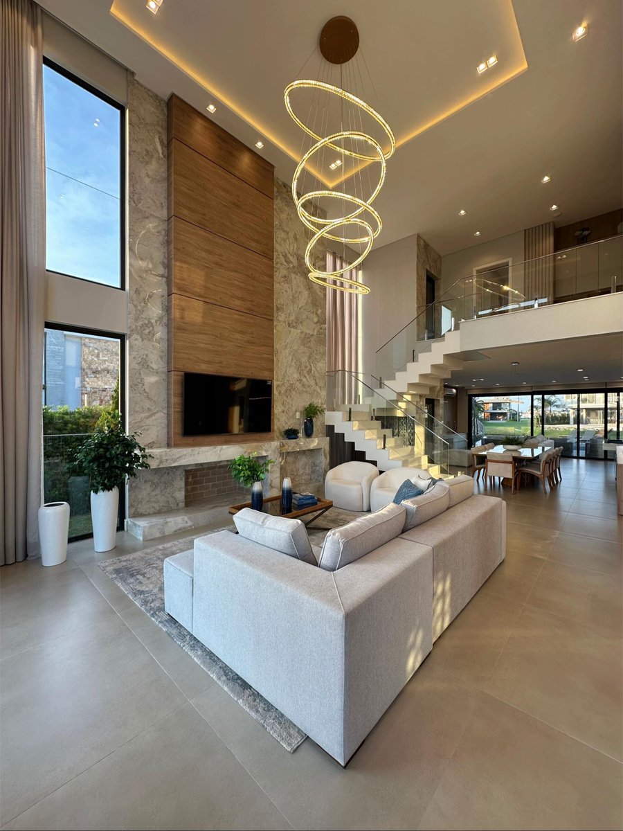 softspacess's tweet photo. High ceilings, soft light, and every detail done right. This home just hits different https://t.co/mWsFUbQvLH