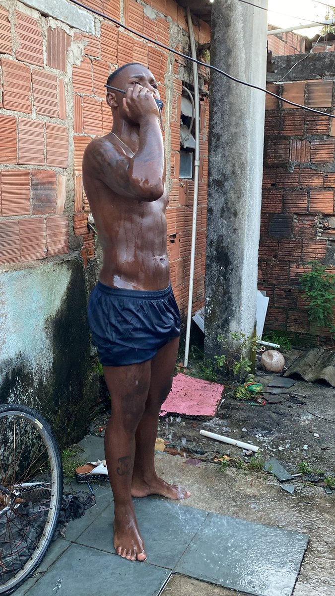 negão tweet media