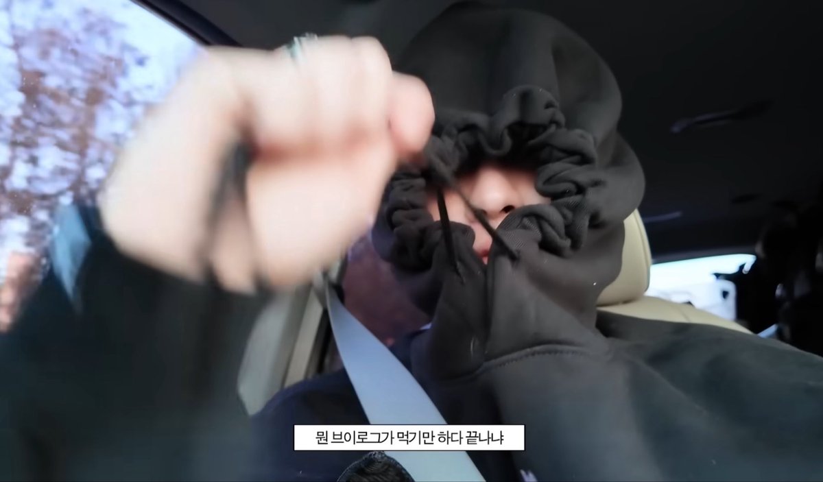 pudincat_'s tweet photo. 갈수록 점점 붓더니 마지막엔 얼굴공개를 못하심 나 미쳐 https://t.co/vSf15lMPEH