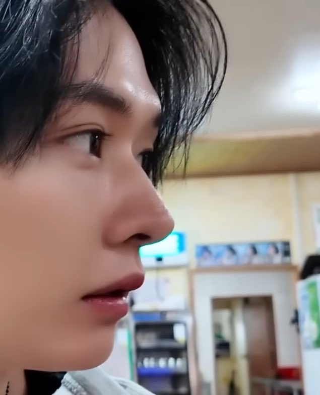 얼굴 말도 않되
