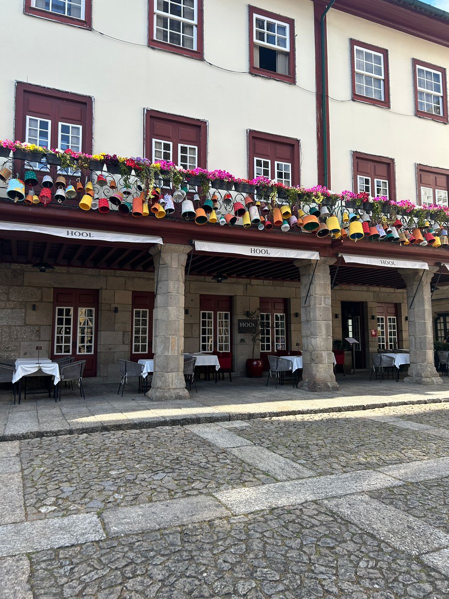 Hot_Poets's tweet photo. 📍Guimarães, Portugal

We're here for the Energy Cities Annual Forum.

Poems brewing!

To bring a Hot Poet to your conference, visit https://t.co/EEDOl5QpKd https://t.co/F8nqEUUBgU