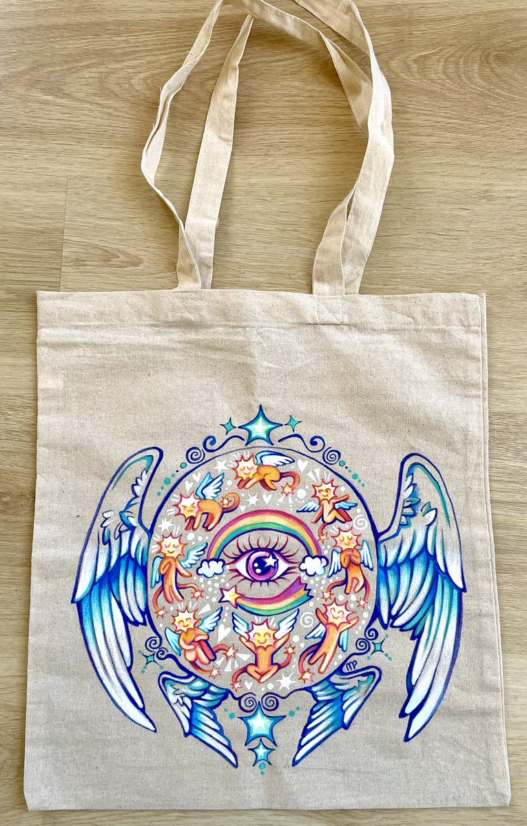 CLOWNIVER's tweet photo. @SpalienArt hello! i make art on textiles :) https://t.co/RRDsXGleVG