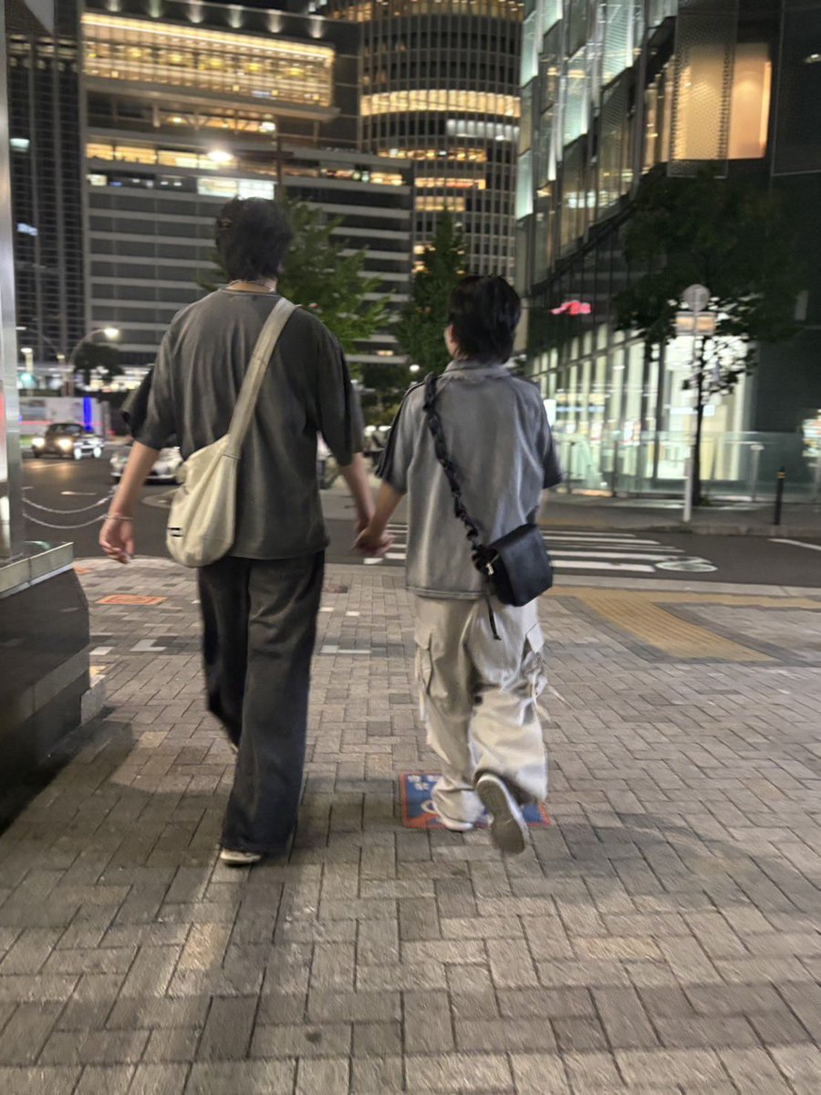 なお tweet media