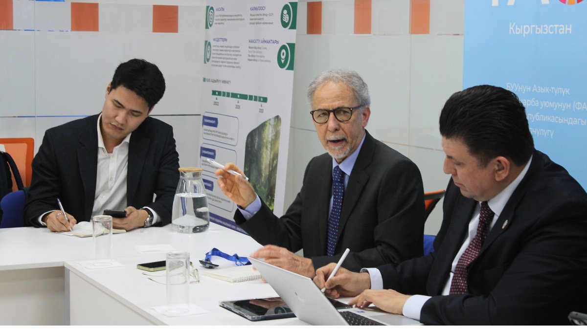 FAOKyrgyzstan's tweet image. 🗻FAO and @UNmountains shared results of a field study on climate and socio‑economic impacts, guided by local communities in Naryn region of Kyrgyzstan.
🤝Community-led solutions are key to climate resilience in mountain areas.
#FAO #ClimateChange