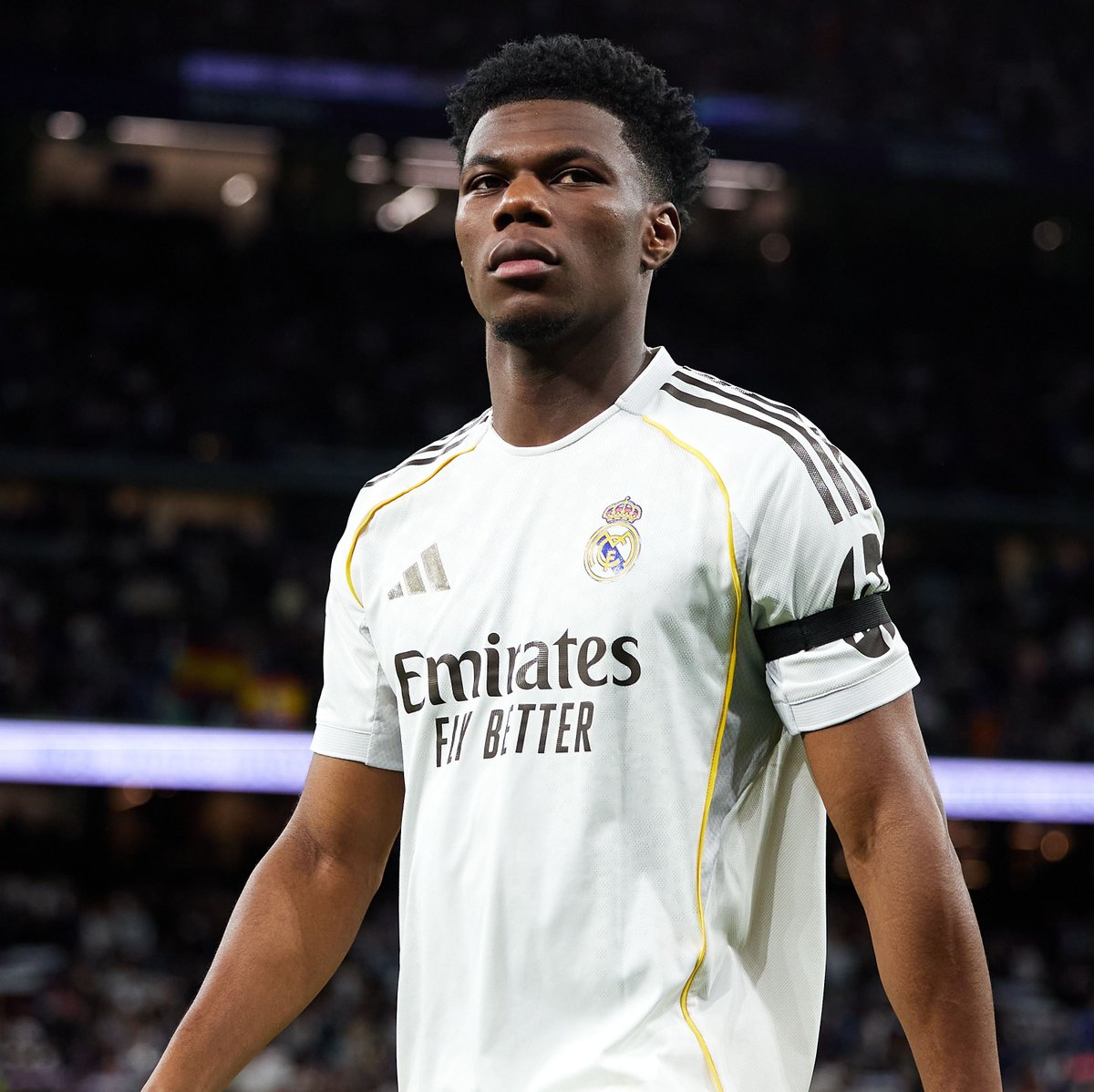 UnitedStandMUFC's tweet image. 🚨 Elliot Anderson and Aurélien Tchouaméni lead #mufc No.6 shortlist, and with Casemiro leaving plus uncertainty over Ugarte, the club could move for up to three midfielders. Brighton’s Carlos Baleba also remains on the radar. [@TelegraphDucker]