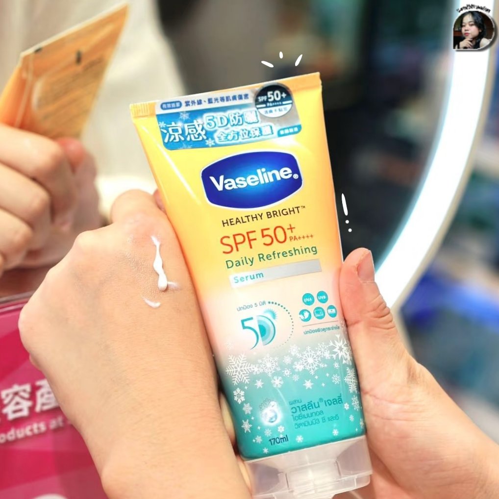 namaeakorreview's tweet image. แดดแรงแค่ไหนก็ต้องเอาอยู่ 🧴🏜️ตัวนี้เนื้อเบา ไม่เหนียว ทาแล้วไม่วอก ระหว่างวันหน้าก็ยังโอเค ☀️
พิกัด Lazada 💙: s.lazada.co.th/s.Zg1o97?t=p-i…
พิกัด Shopee 🧡: s.shopee.co.th/3fzw1KFVen
#nampinkpokmareview  #review #vaseline #suncream #น้ำพิ้งค์พกมารีวิว