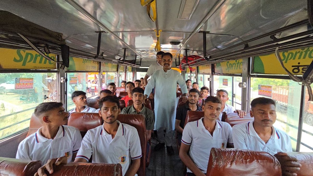 गंगा एक्सप्रेसवे लोकार्पण: कन्नौज के साथियों ने जमाया रंग