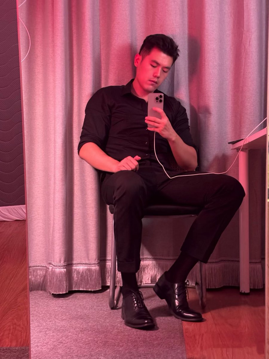 Lee tweet media