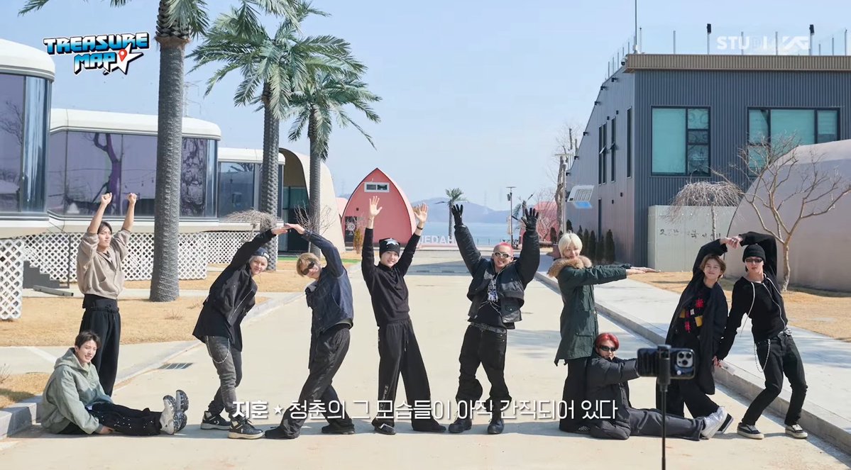 ชะอม ◡̈⋆ tweet media