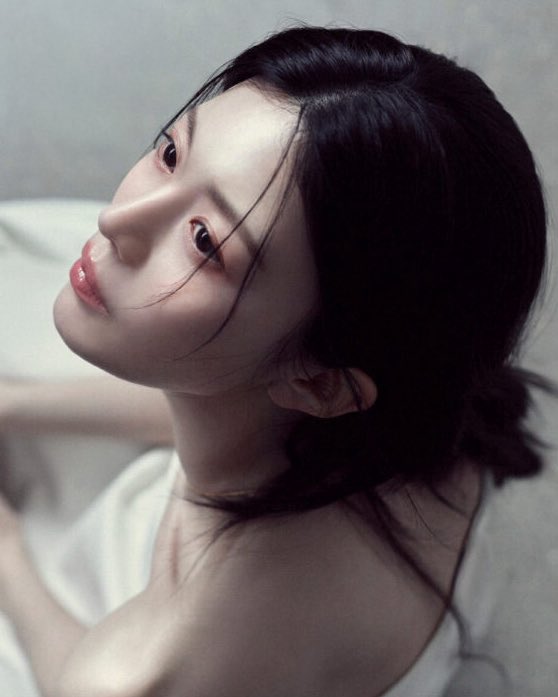 go younjung tweet media