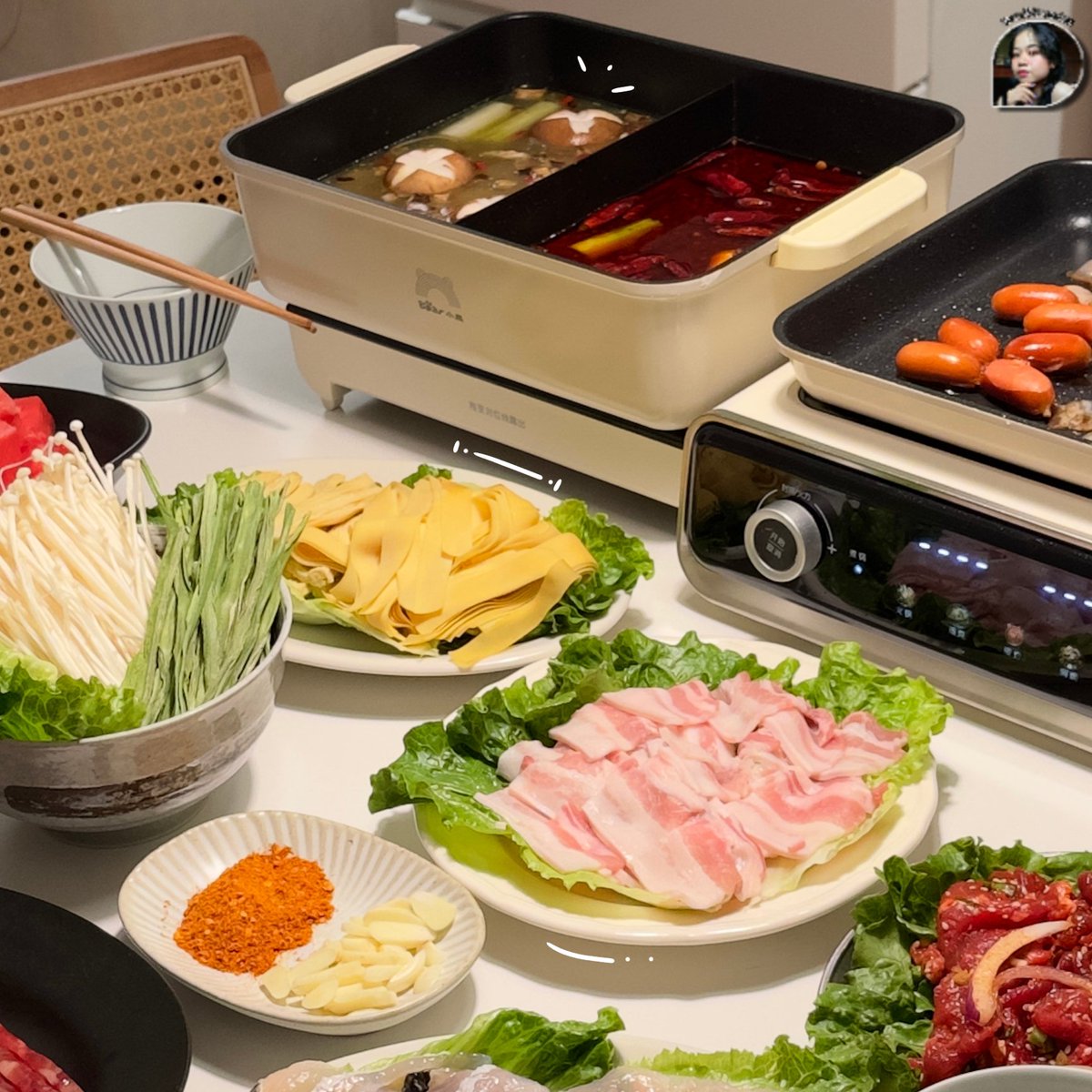 namaeakorreview's tweet image. อยู่ห้องก็ชาบูได้ 555 🍲 ตัวเดียวครบ ต้ม🥚 ปิ้ง 🥓ทอด🍗 วันไหนขี้เกียจออกไปกิน คือจบเลย🥦🍳
พิกัด Lazada 💙: s.lazada.co.th/s.Zg1L3Q?t=p-i…
พิกัด Shopee 🧡: s.shopee.co.th/9KeIln7MsS
#nampinkpokmareview #review #pot #shabu #หม้อไฟฟ้า #น้ำพิ้งค์พกมารีวิว