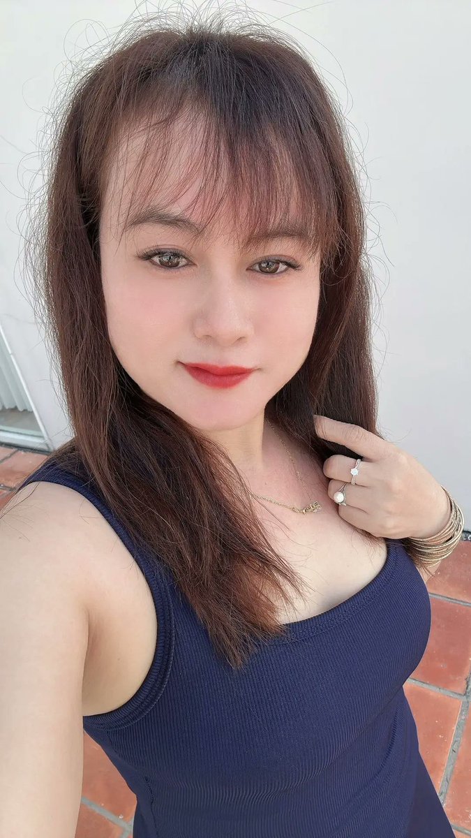 Trâm Huyền tweet media