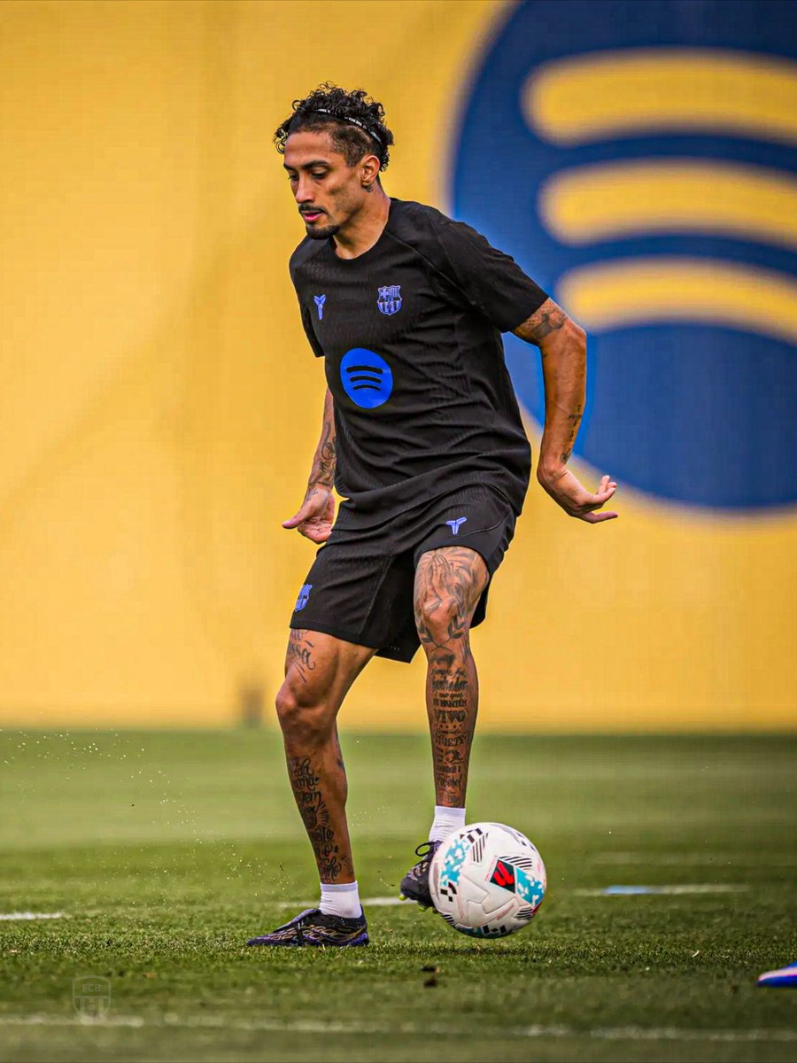 عمرو tweet media