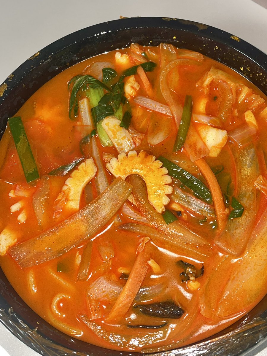 빵끗 tweet media