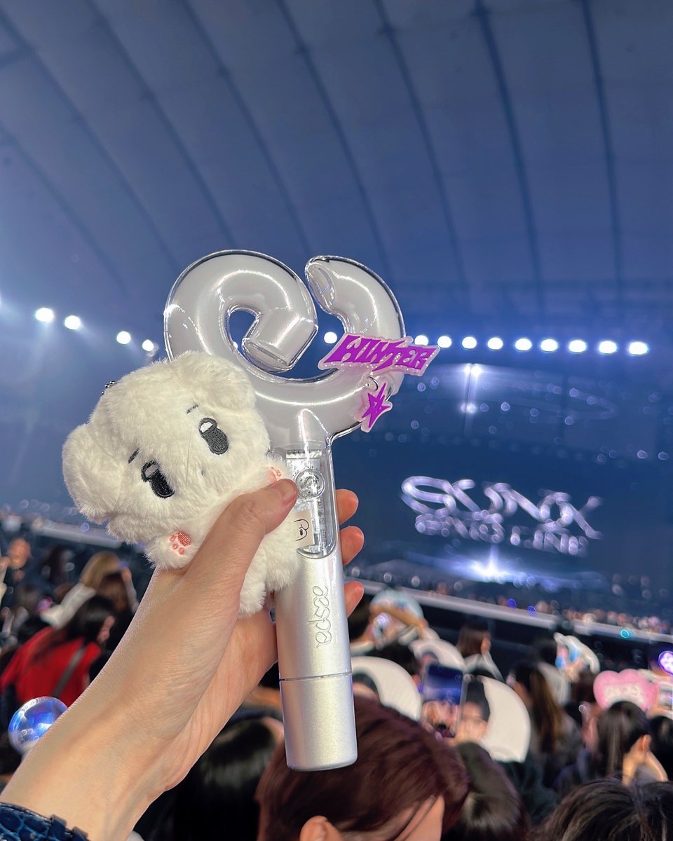 uyou121's tweet photo. 東京ドーム2日とも最高だった💫
次のペンミも連番の方がいいのか悩む🤔
MYのお友達増やしたいです、、！ https://t.co/X8jbF7xgsf