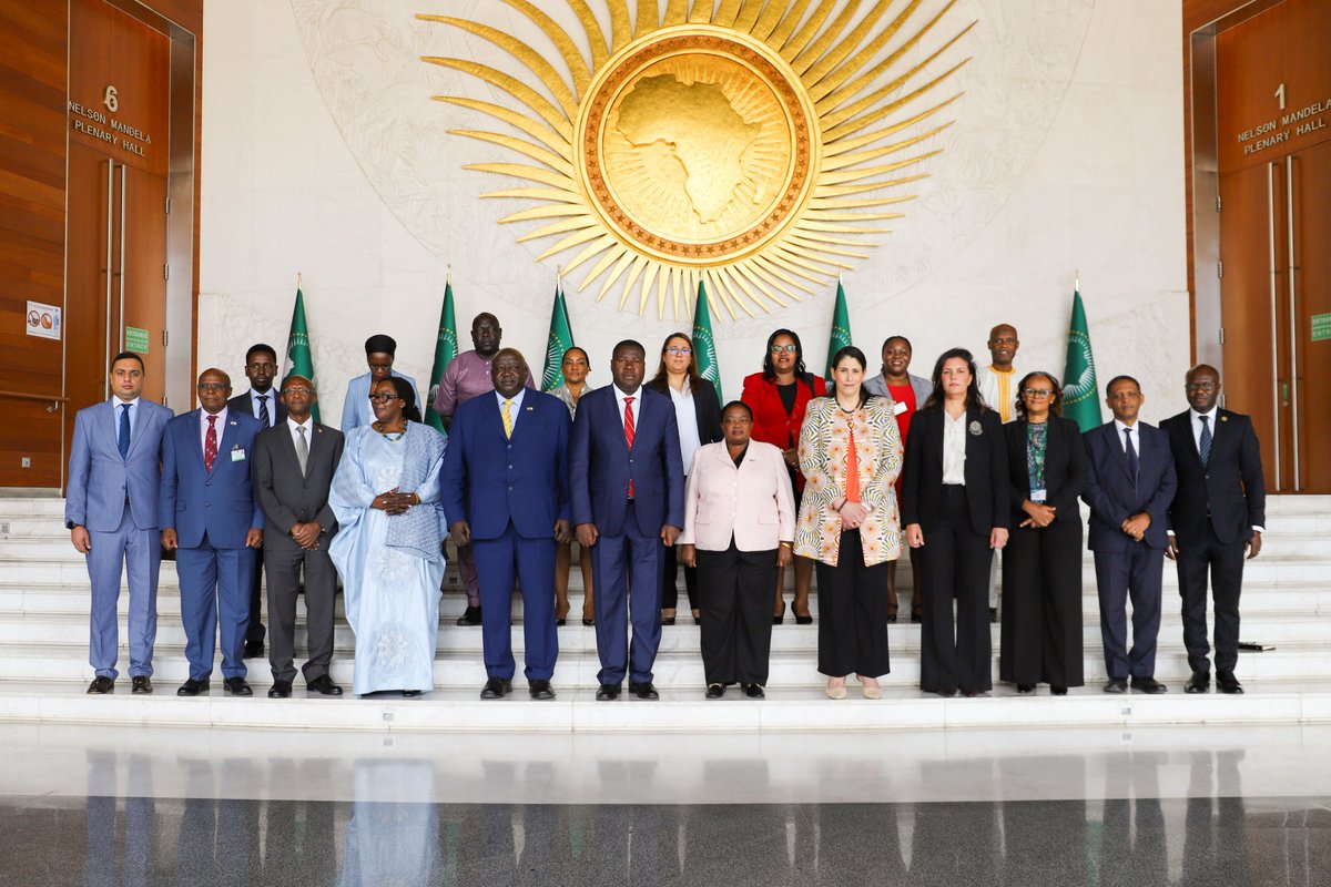 _AfricanUnion's tweet image. H.E. Ambassador Selma Malika Haddadi, @DCP_Haddadi Deputy Chairperson of the African Union Commission, on behalf of the AU Commission Chairperson H.E. Mahmoud Ali Youssouf, received Rt. Hon. Robinah Nabbanja, Prime Minister of #Uganda, at the AU Headquarters today 29th April