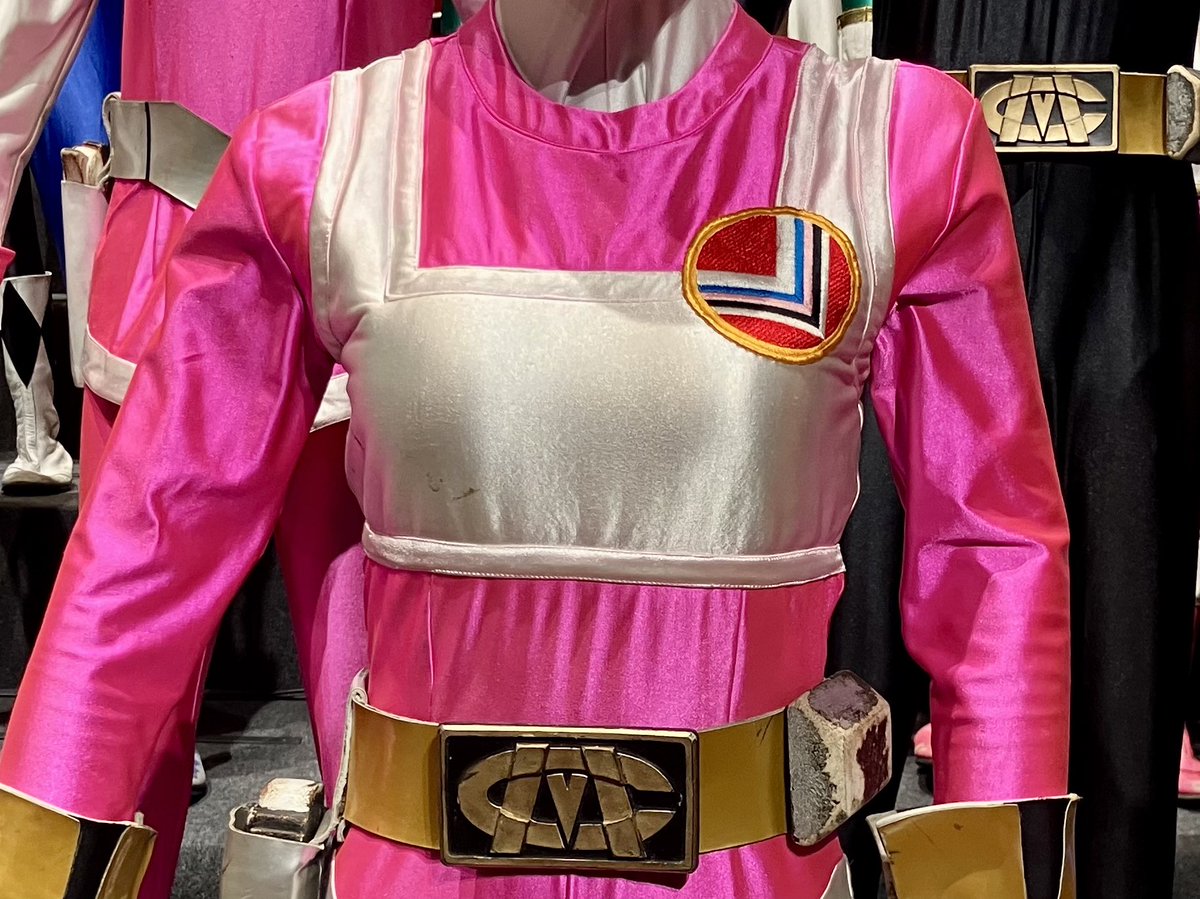 アルカナアイザシャドウ💜🔮 tweet media