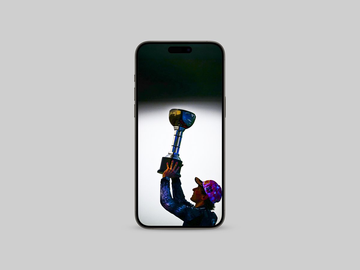 WallpaperF1st tweet media