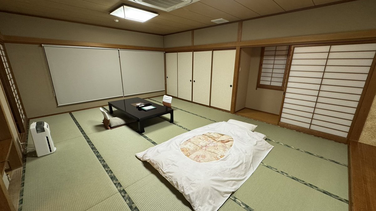 KAKE_P_531's tweet photo. 広すぎて逆に悲しいだろ https://t.co/QyHVXCgUsz