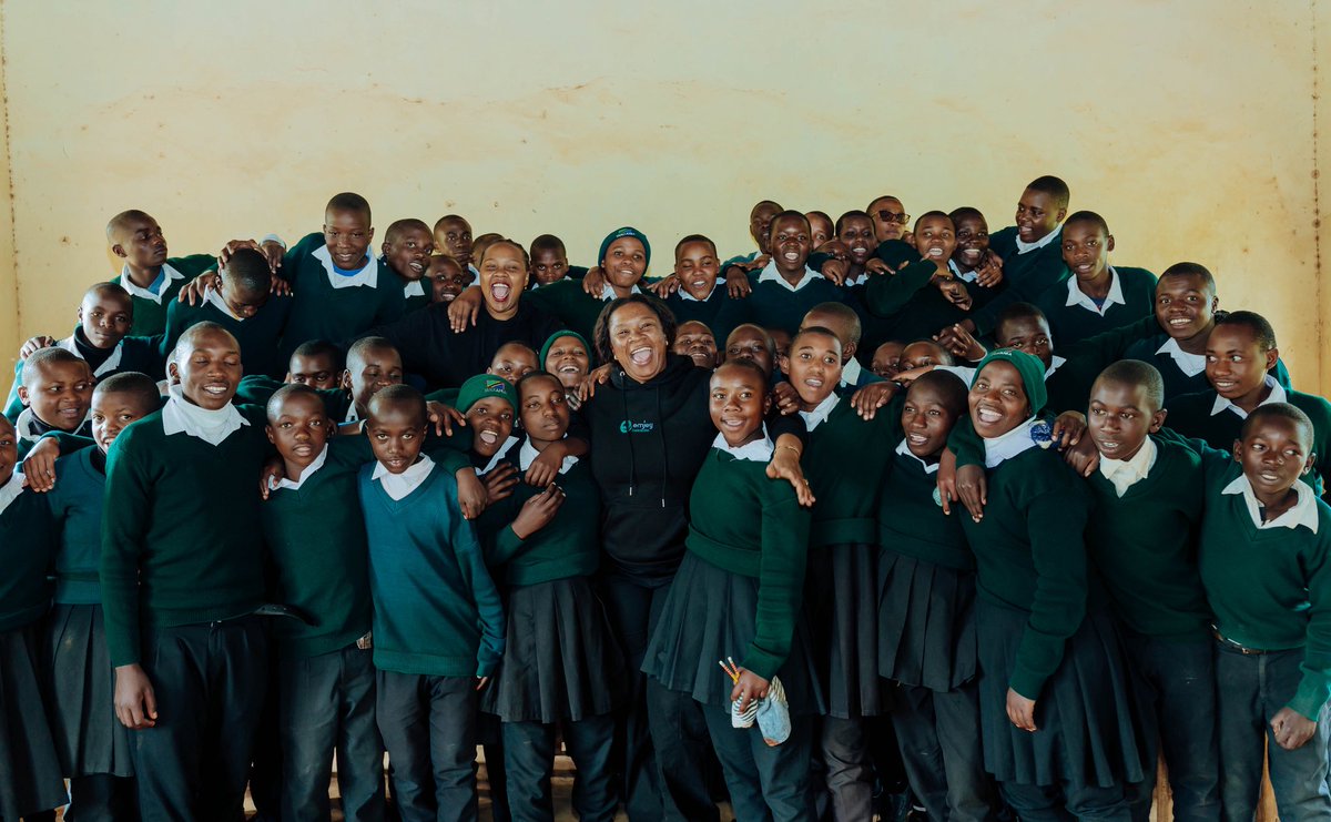 FMFound's tweet photo. The results show increased knowledge, improved attitudes, and positive behavior change among both teachers and students. This reinforces that true empowerment goes beyond information, it builds sustainable systems that drive long term, meaningful change in communities. https://t.co/qnMbus4eLE