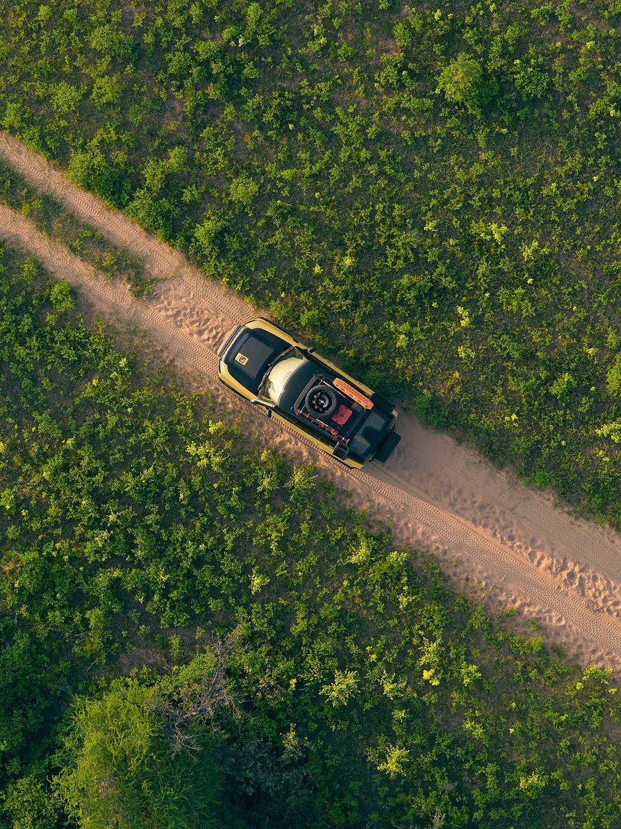 Land Rover Kenya tweet media