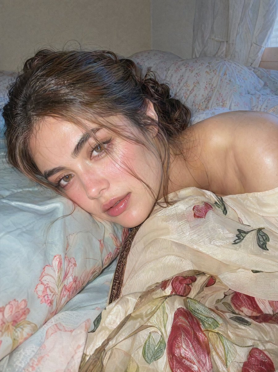 Dreamy Glass-Skin Beauty in Soft Light - PromptGather image 1