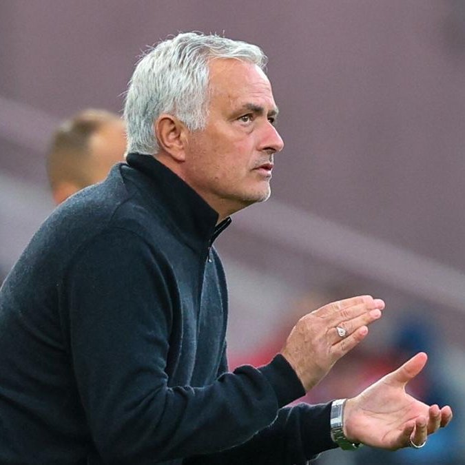 SrNaninho's tweet image. 🚨💣 #AS 🇪🇸

José Mourinho quiere tener decidido su futuro, como muy tarde, el 24 de mayo de 2026.

(@Forjanes_AS)