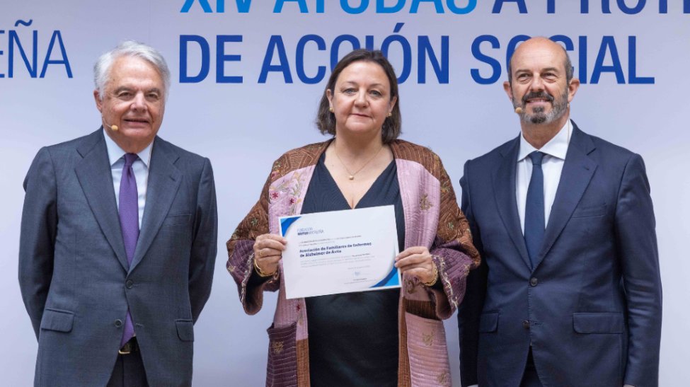 Avilared's tweet photo. Fundación Mutua Madrileña financia la nueva Escuela de Familias de Alzheimer Ávila

https://t.co/B888vznoR9 https://t.co/D2Gsr05coP