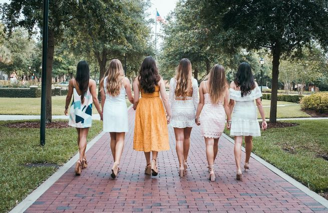 MCuttingEdge1's tweet image. It's ladies day today at The Cutting Edge!

Enjoy $5 off any service, all day long!

#ladiesday #lookamazing #salon #winterhaven