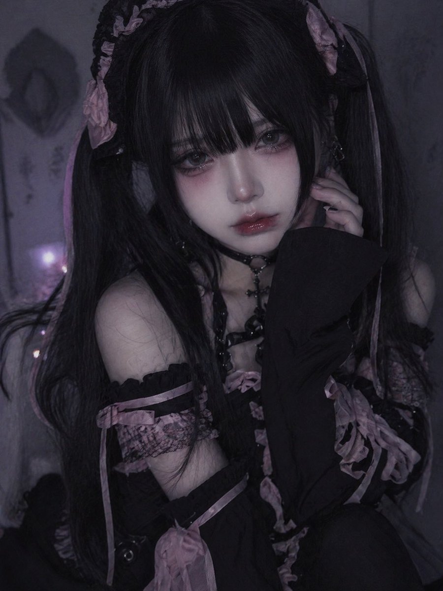 maosan_nandesu's tweet image. 地雷女、AIで画像と映像を作るの巻。
プロンプトを勉強中。
こういう自分が好きなタイプの子作りまくってる。
     #AI生成 #AIアート #画像生成AI  
#地雷系 #地雷系女子  
#病みかわいい #サブカル  
#創作 #AI初心者