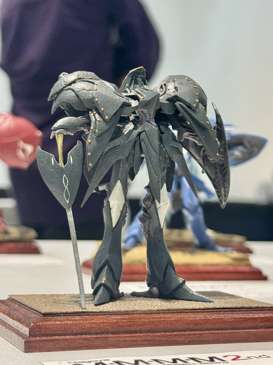 チロシ課長@筆塗りモデラー tweet media