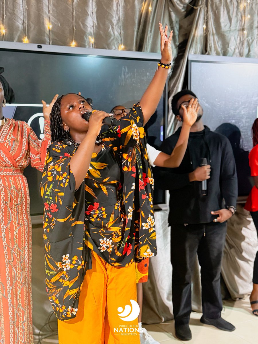 vnm_nigeria's tweet image. May we never get familiar with the intimacy we have with Jesus in our moments of worshiping Him!🥹
.
.
#jesus #viral #tweet #vnm