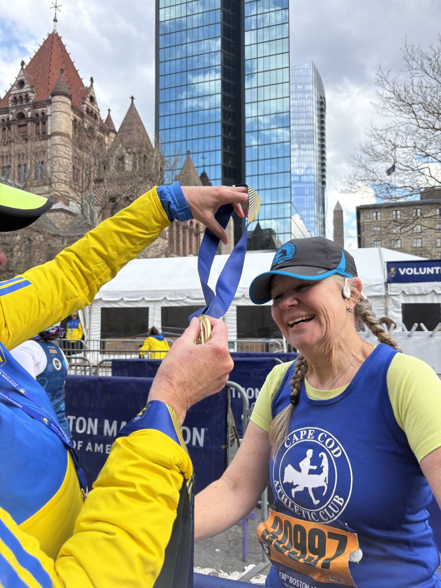 capeshmitty's tweet photo. Boston Marathon posting will continue all year!  Such an amazing day! #bostonmarathon130 https://t.co/L5w8W2FpjB