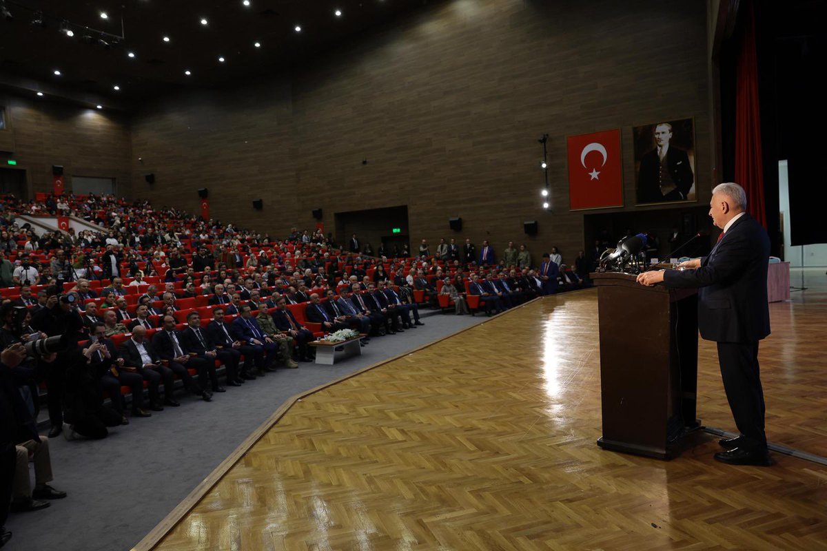 Binali Yıldırım tweet media