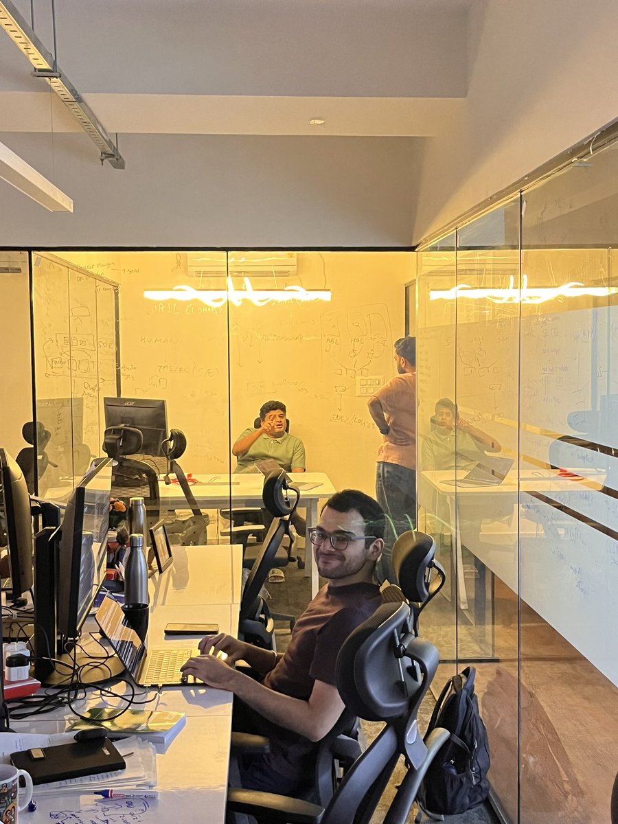 HedaSudhanshu's tweet photo. I wish there was a way to know you're in "the good old days", before you've actually left them

from The Office https://t.co/SxpAWkKnpQ